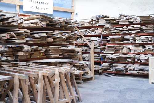 Espace de stockage bois brut